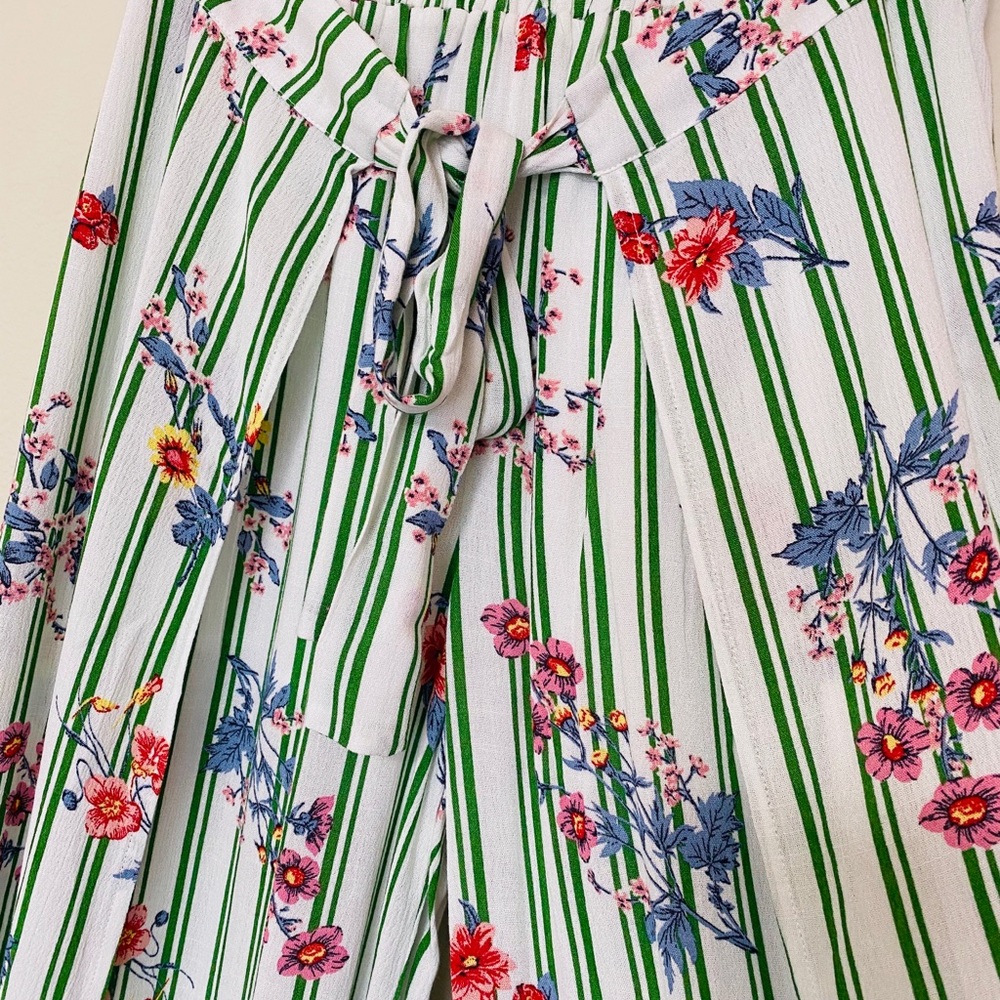 Boho green pattern pants 💐☀️💚 - Picture 8 of 11